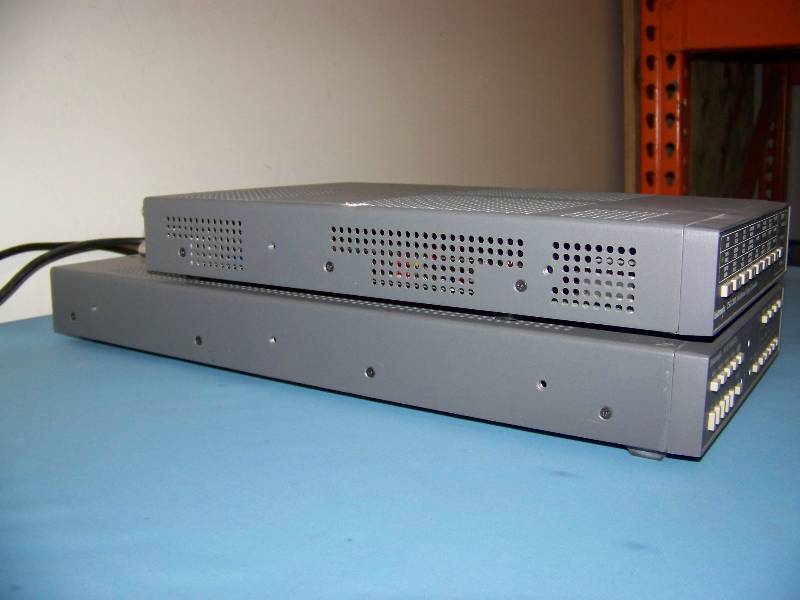 lot 96 image: Tektronix, Multiformat Signal Generator and Waveform  Vector Monitor