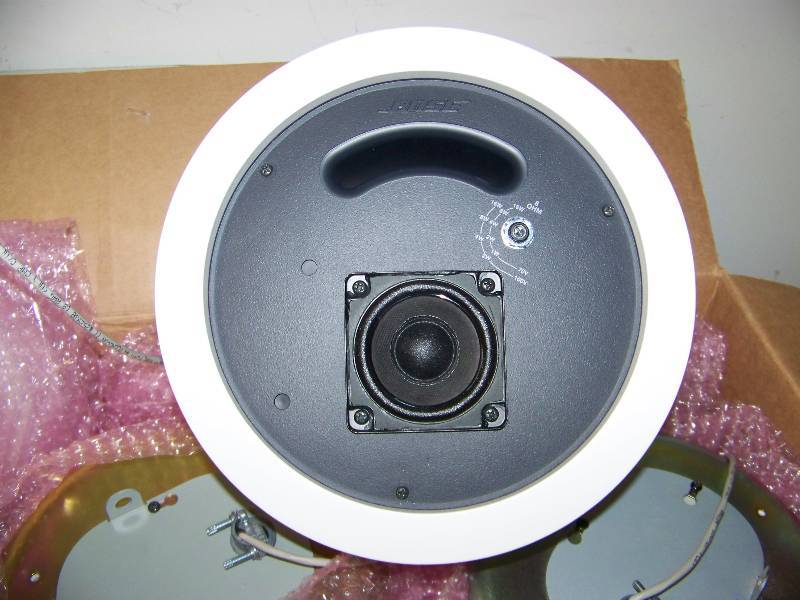 lot 52 image: (4) Bose, Model 16, FreeSpace, In-Ceiling Loudspeakers  Speakers