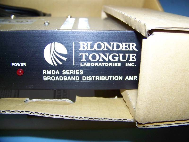 lot 100 image: Blonder Tongue, Broadband Distribution Amplifier  Amp