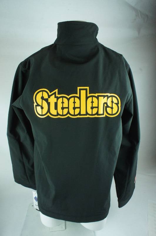 lot 25 image: Pittsburgh Steelers Size Medium Jacket