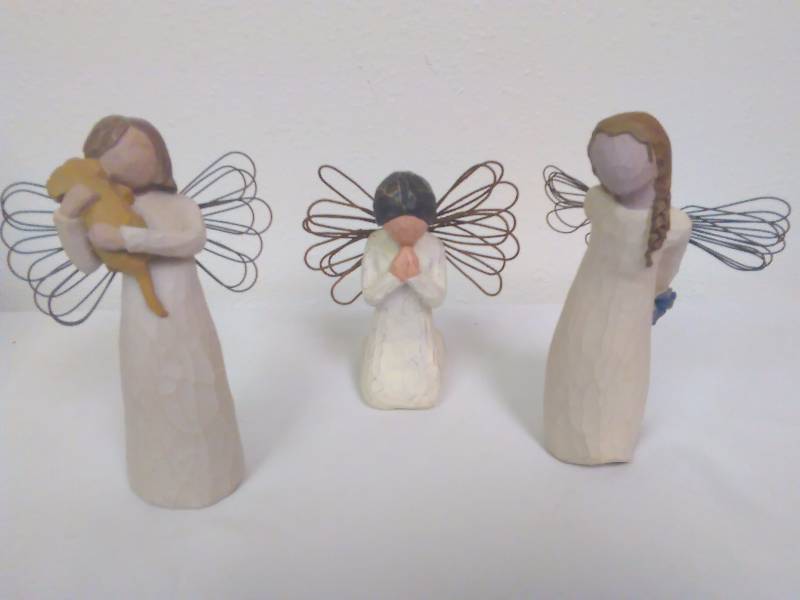 lot 39 image: Willow Tree (3) Thank You, Angel of Prayer, Angel of Friendship