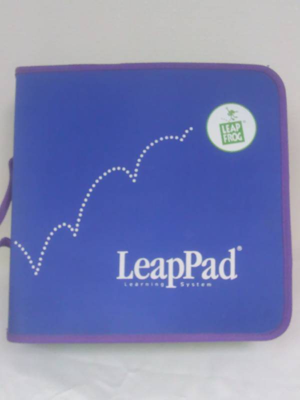 lot 11 image: VTG Original 2001 Leapfrog Leaped Kids Learning System Tablet