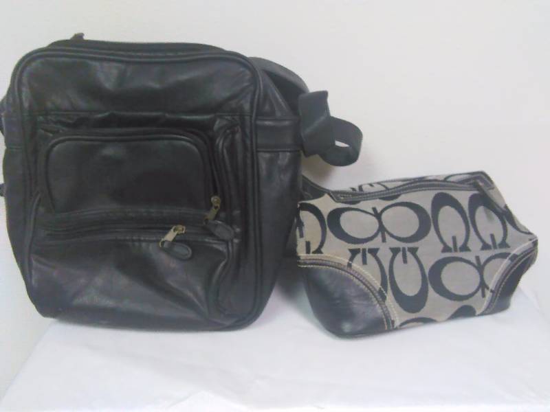 lot 30 image: Handbag and Leather Travel Shoulder Carryon Bag