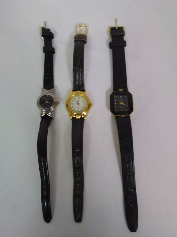 lot 77 image: Ladies Water Resistant Wrist Watches (3)