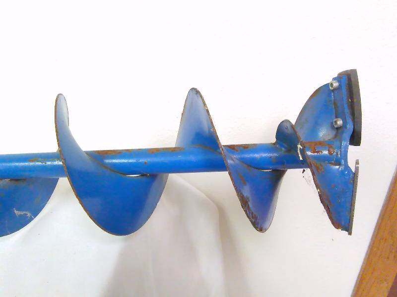 lot 87 image: Mora Ice Auger 6