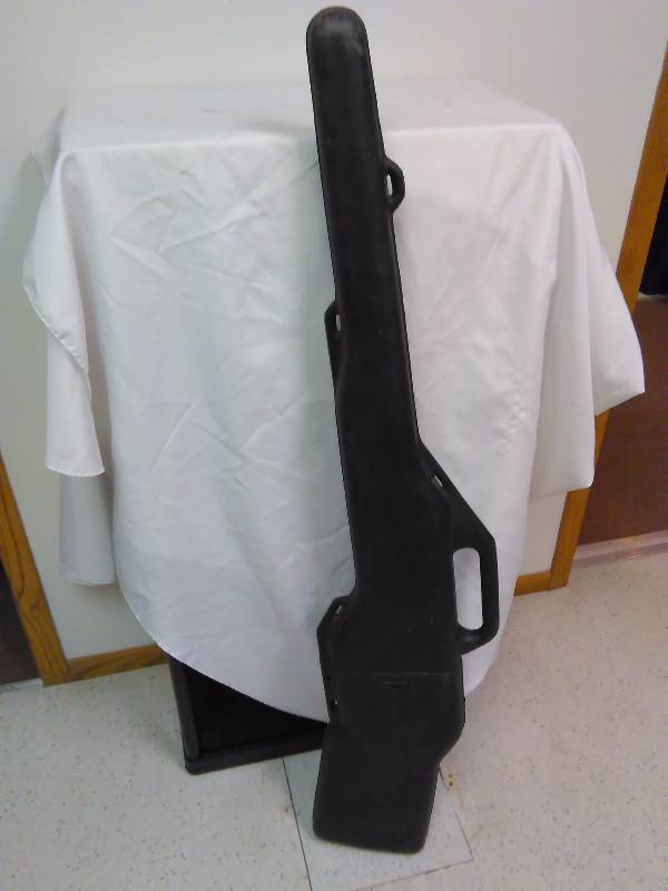 lot 92 image: Kolpin 007 Gun Rifle Boot