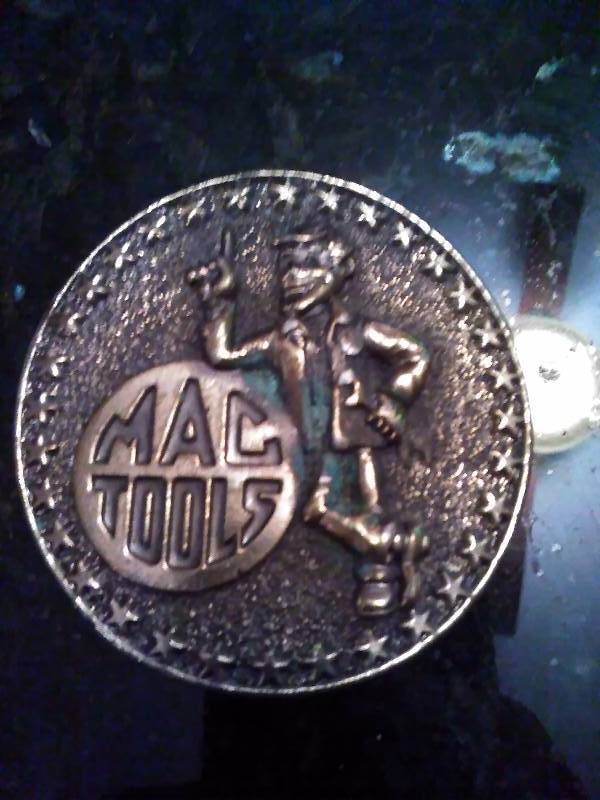 lot 231 image: Vintage Belt Buckle, MAC Tools, Round