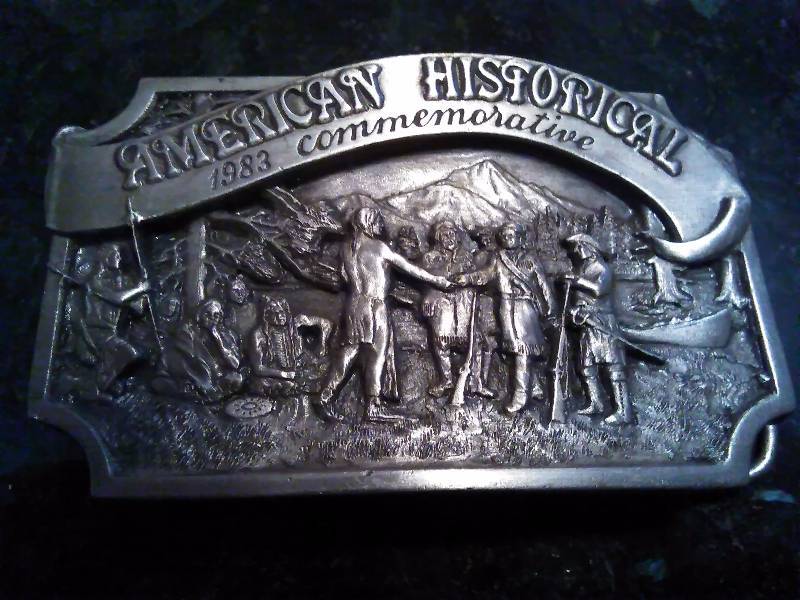 lot 234 image: Vintage Belt Buckle, American Historical, 1983 Commemorative