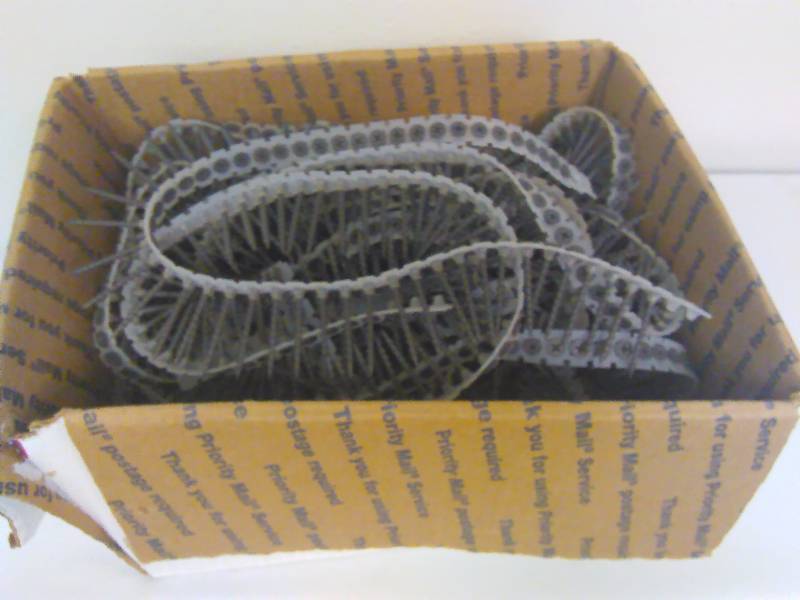 lot 120 image: Drywall Screws, 1 58 (19 strips) 50 screws per strip, course thread