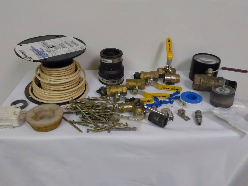 lot 126 image: Misc. wires, 4 threaded 34 shut off values and more