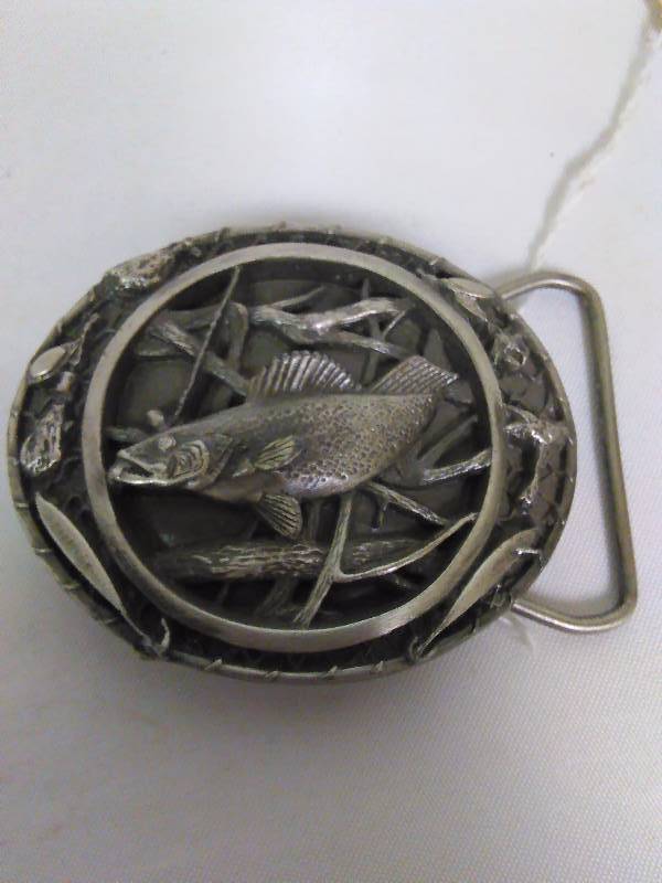 lot 155 image: Vintage Belt Buckle, 3D Walleye, 1986, Bergamot m-45