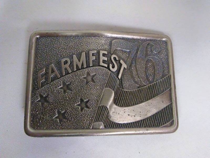 lot 156 image: Vintage Belt Buckle, Farmfest 76, Limited Edition, Lewis Buckles