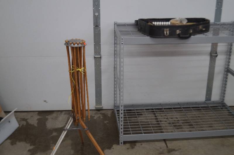 lot 9 image: Antique Clothes Drying Rack & Harp