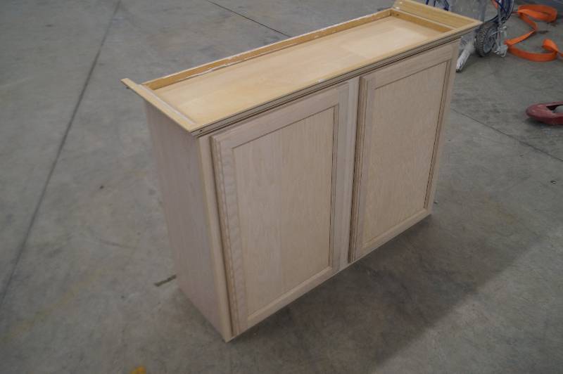lot 36 image: Upper Cabinet