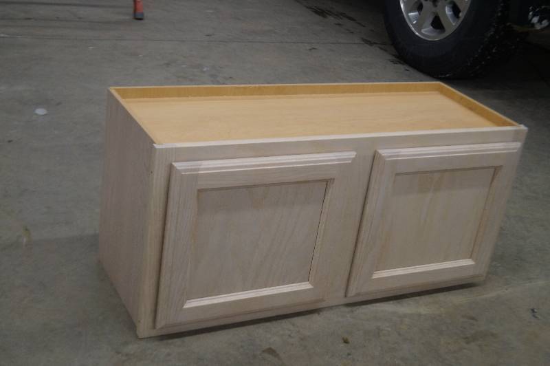 lot 38 image: Upper Cabinet