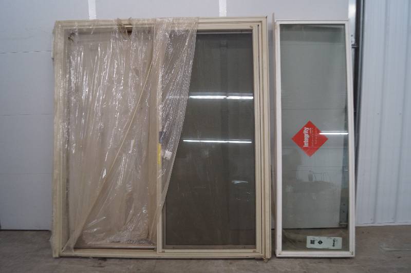 lot 78 image: Patio Door & Window