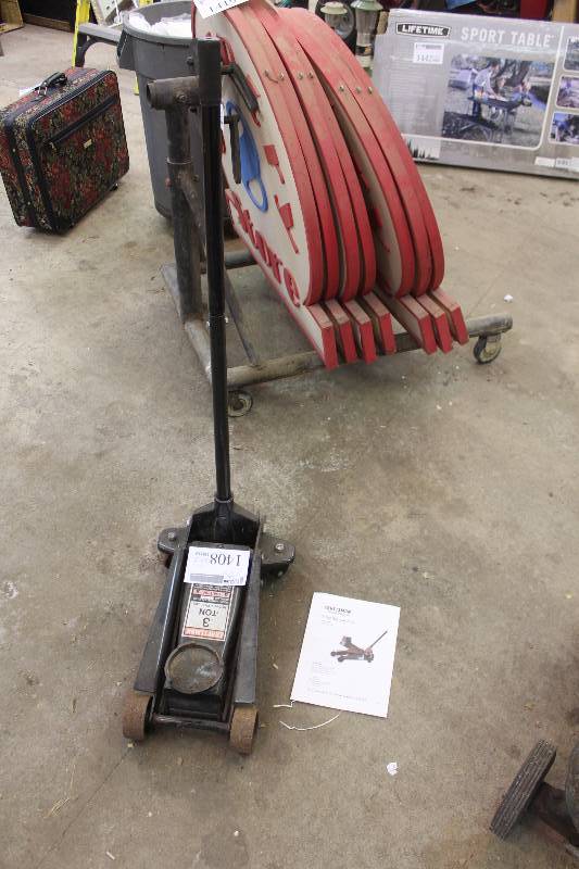 lot 1408 image: Craftsman 3-Ton Hydraulic Floor Jack w Manual