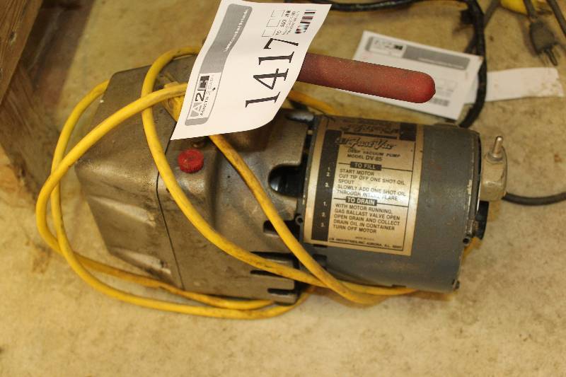 lot 1417 image: JB Fast Vac Deep Vacuum Pump