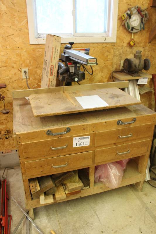 lot 1401 image: Craftsman 10in. Radial Arm Saw w 4-Drawer Work Table