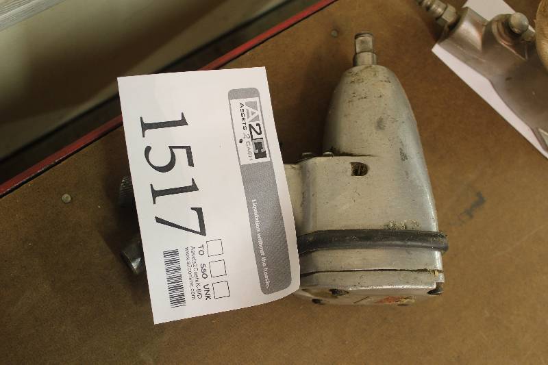 lot 1517 image: Milwaukee 12in. Air Impact Wrench