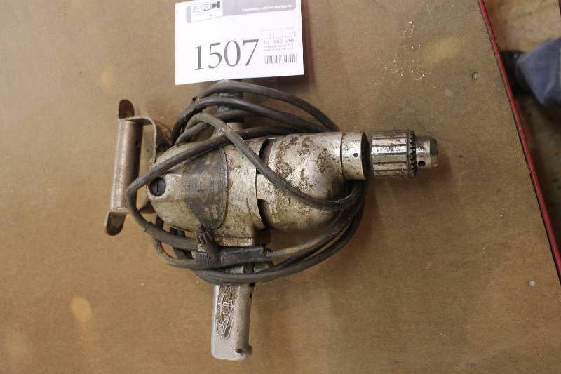 lot 1507 image: Electric Drill