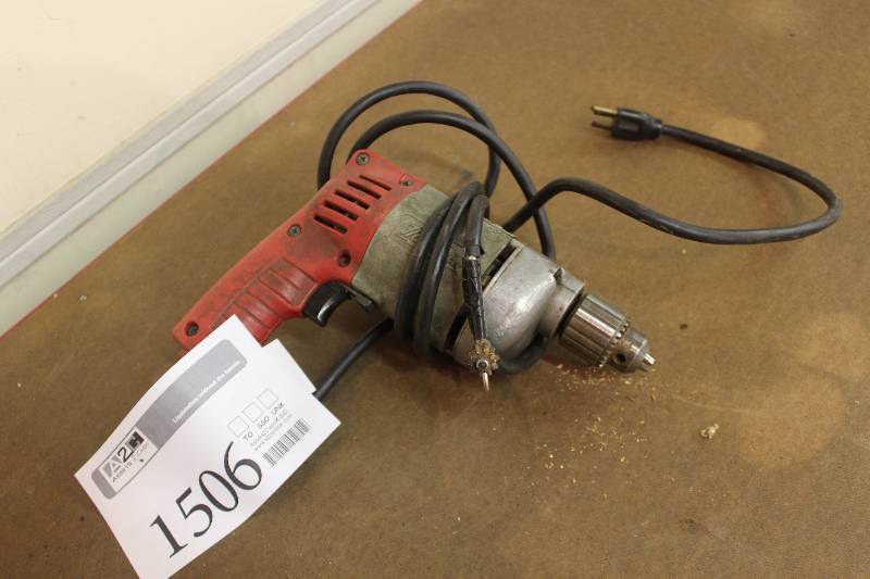 lot 1506 image: Milwaukee Electric Drill