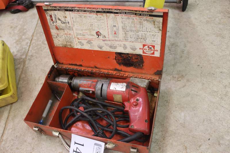 lot 1490 image: Milwaukee Heavy Duty Electric Drill w Case