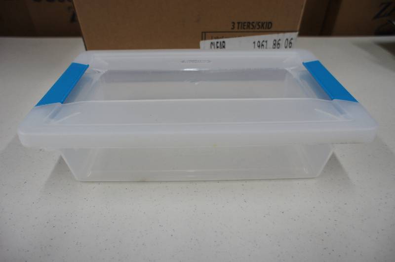 lot 46 image: Sterilite Small Clip Box, 2.75 x 6.63-Inches, Pack of 6 by STERILITE