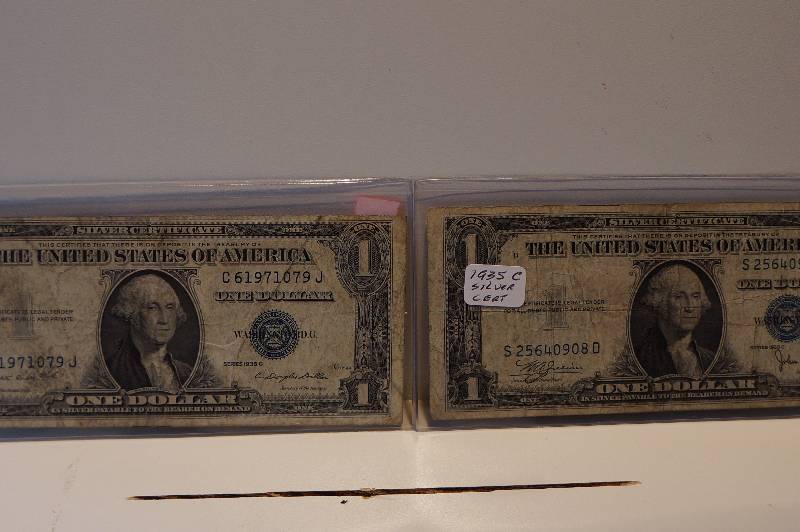 1935-C, 1935-G $1 Silver Certificates