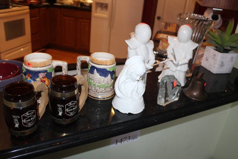 Beer Mugs, Table Decorations