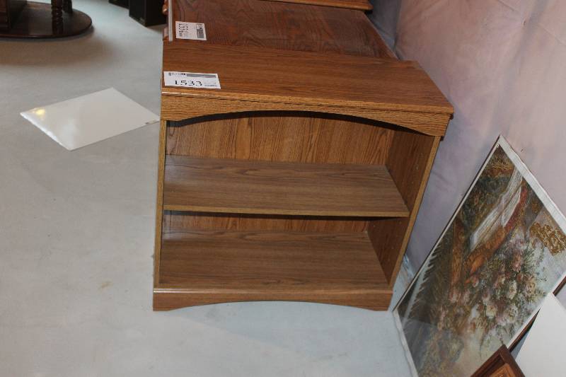 2-Shelf Bookcase
