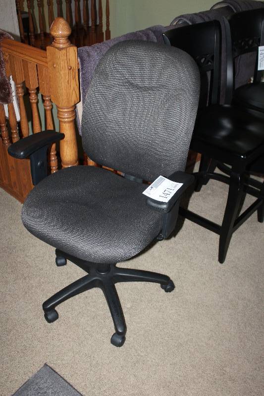 Rolling Office Chair
