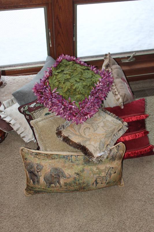 Throw Pillows