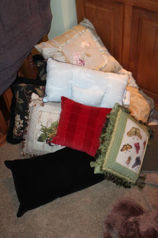 Throw Pillows