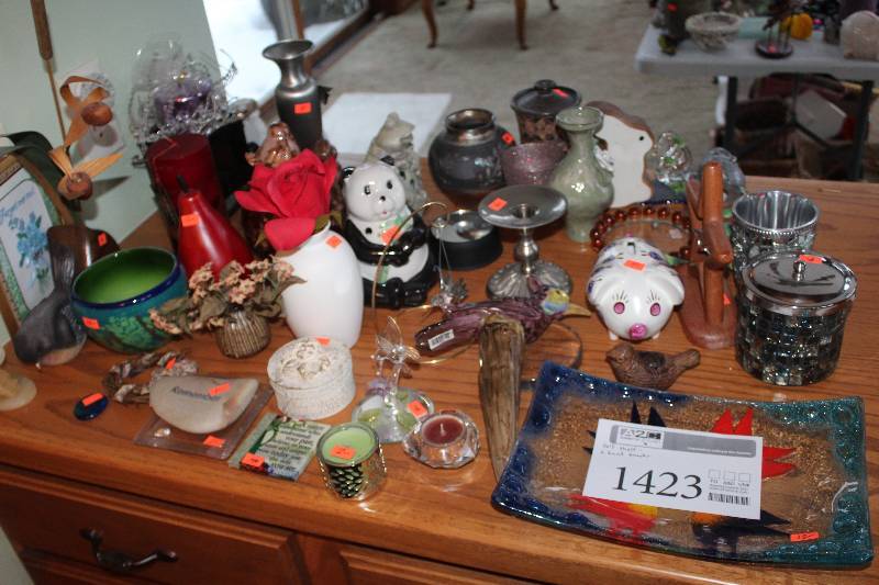 Knick-knacks