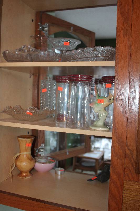 Glassware, Serving Tray, Table Decorations
