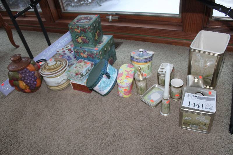 Storage Containers, Bathroom Stuff