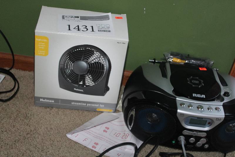 Lot of (2) Includes 1) RCA Portable CD Player AND 1) Holmes Streamline Personal Fan