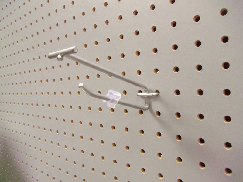 4 Peg Hooks