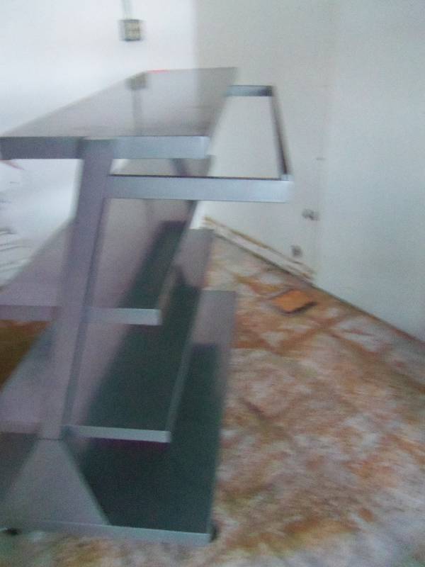 Retail Shelf w Hanging Bar