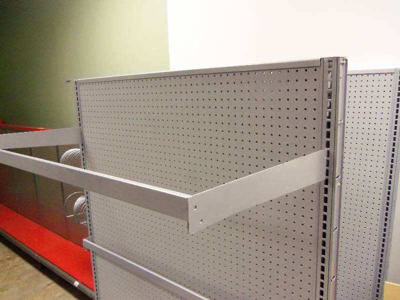 Gondola 4 Shelving 21 Hanger Bar
