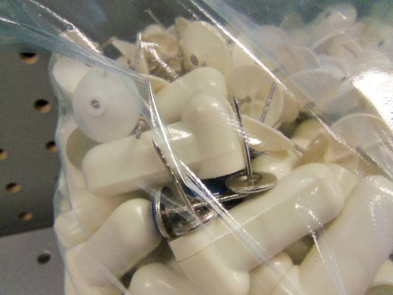 250 Clothing Security Tags - White - Mixed Backs