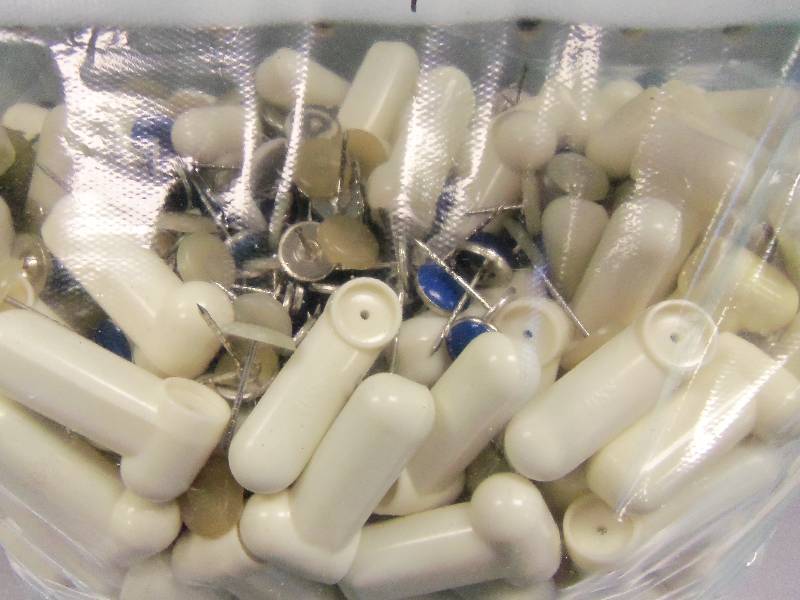 250 Clothing Security Tags - White - Pin Backs