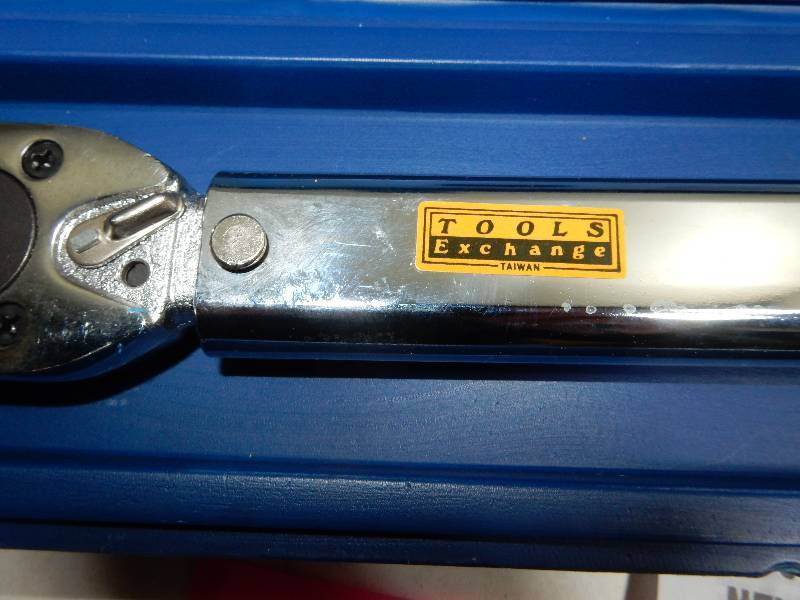 lot 70 image: 12 in Drive Adjustable Torque Wrench
