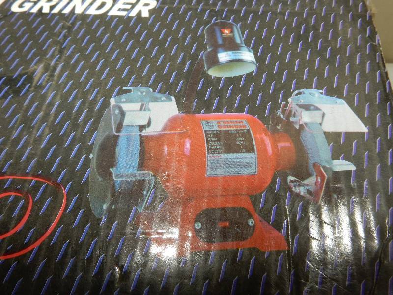 lot 85 image: NEIKO 6 in Bench Grinder with light