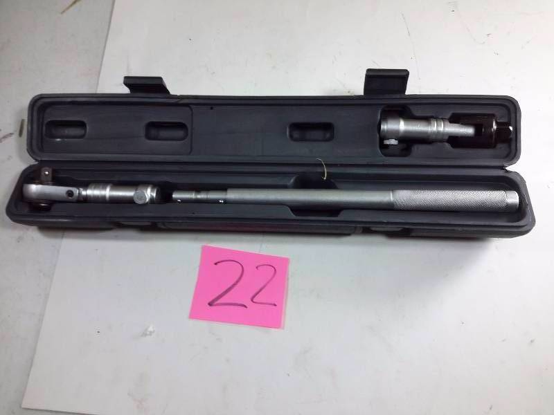 lot 22 image: SHOPTEK, 3 pc 12 in Dr Heavy Duty Flex Extension Ratchet