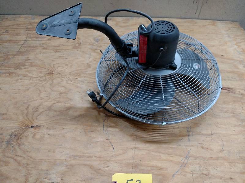 lot 52 image: Xtreme Garage 18 Wall Mount Fan, W...