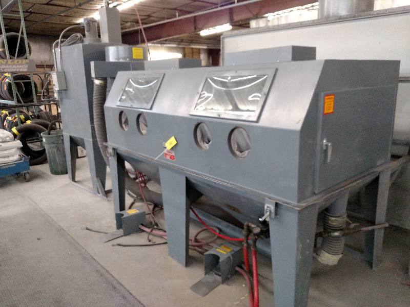 lot 10 image: Trinco Model 96X48SL-PC-1 Dry Blast Cabinet