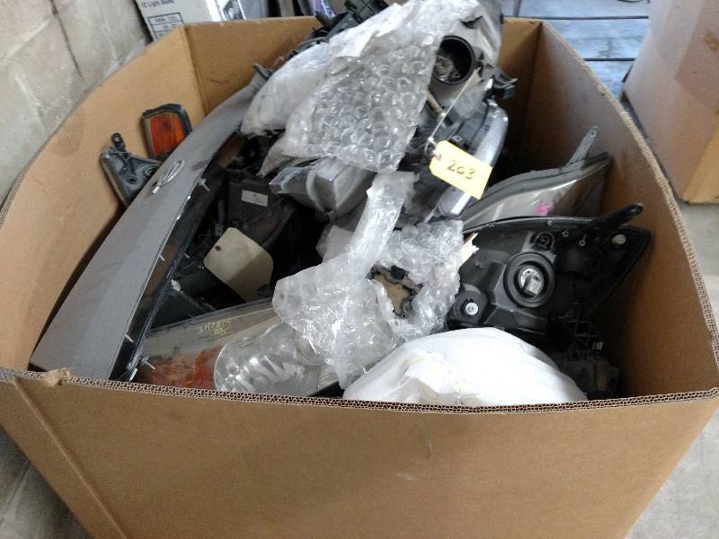lot 203 image: Asstd Automotive Lights & Misc