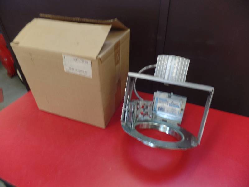 Vertical Fluorescent Frame in Kit